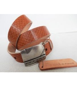 art. 501 LAGOS INTAGLIATO su spalle bovine cuoio vegetale mm.30 var.4 cognac